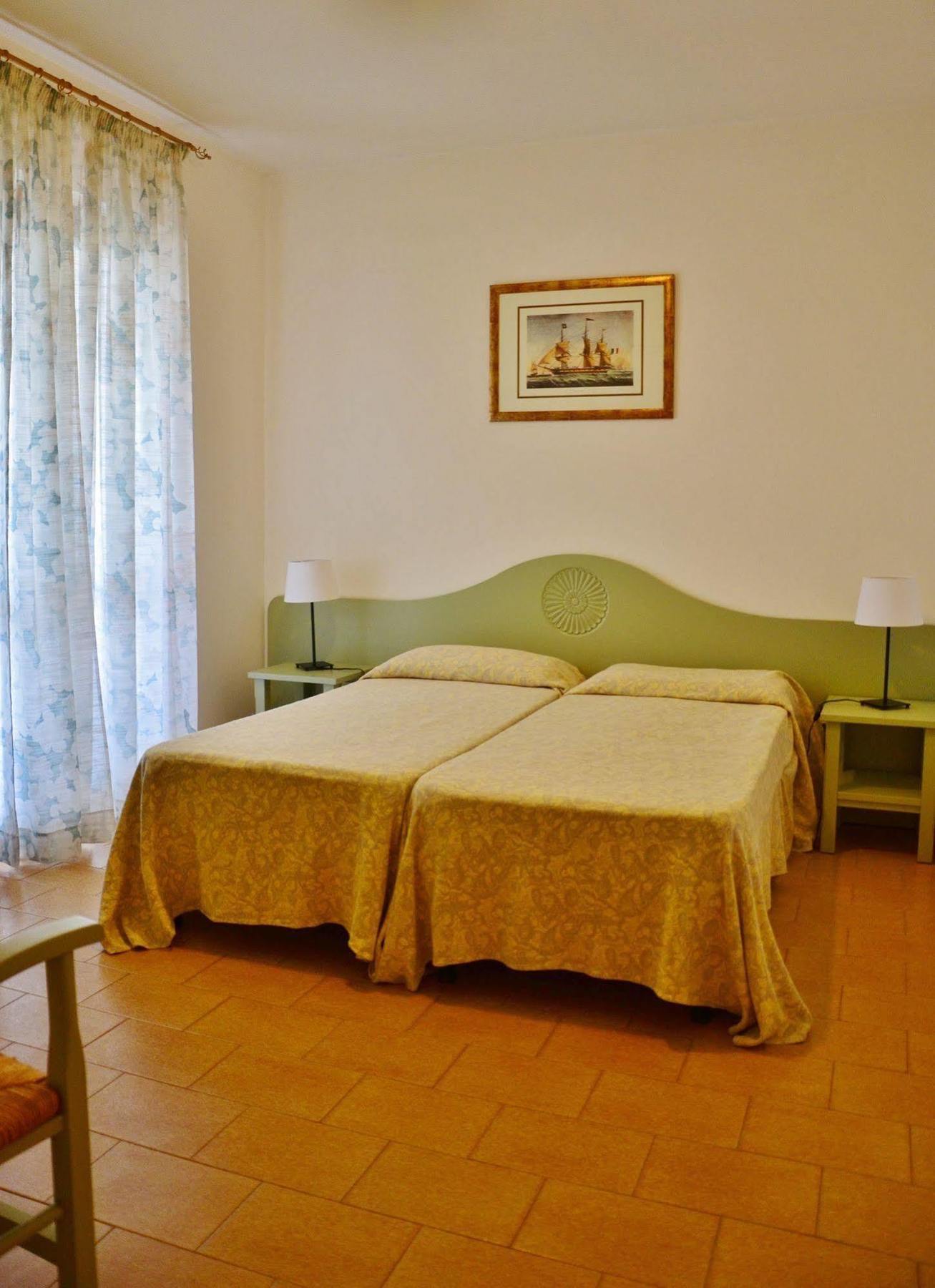 Aparthotel Eucalipti 3*