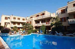 Aparthotel Eucalipti